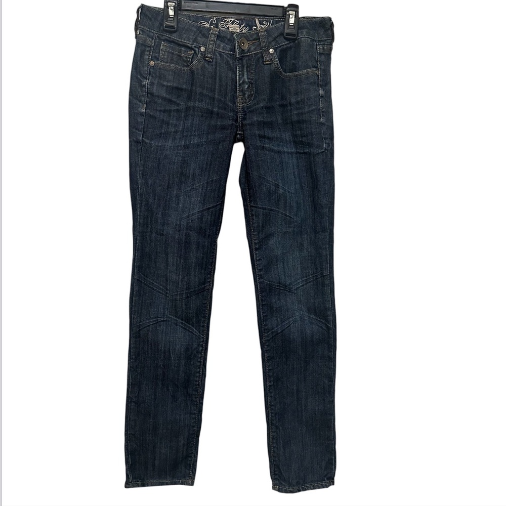 Refuge Women's Blue Jeans preowned size 2R